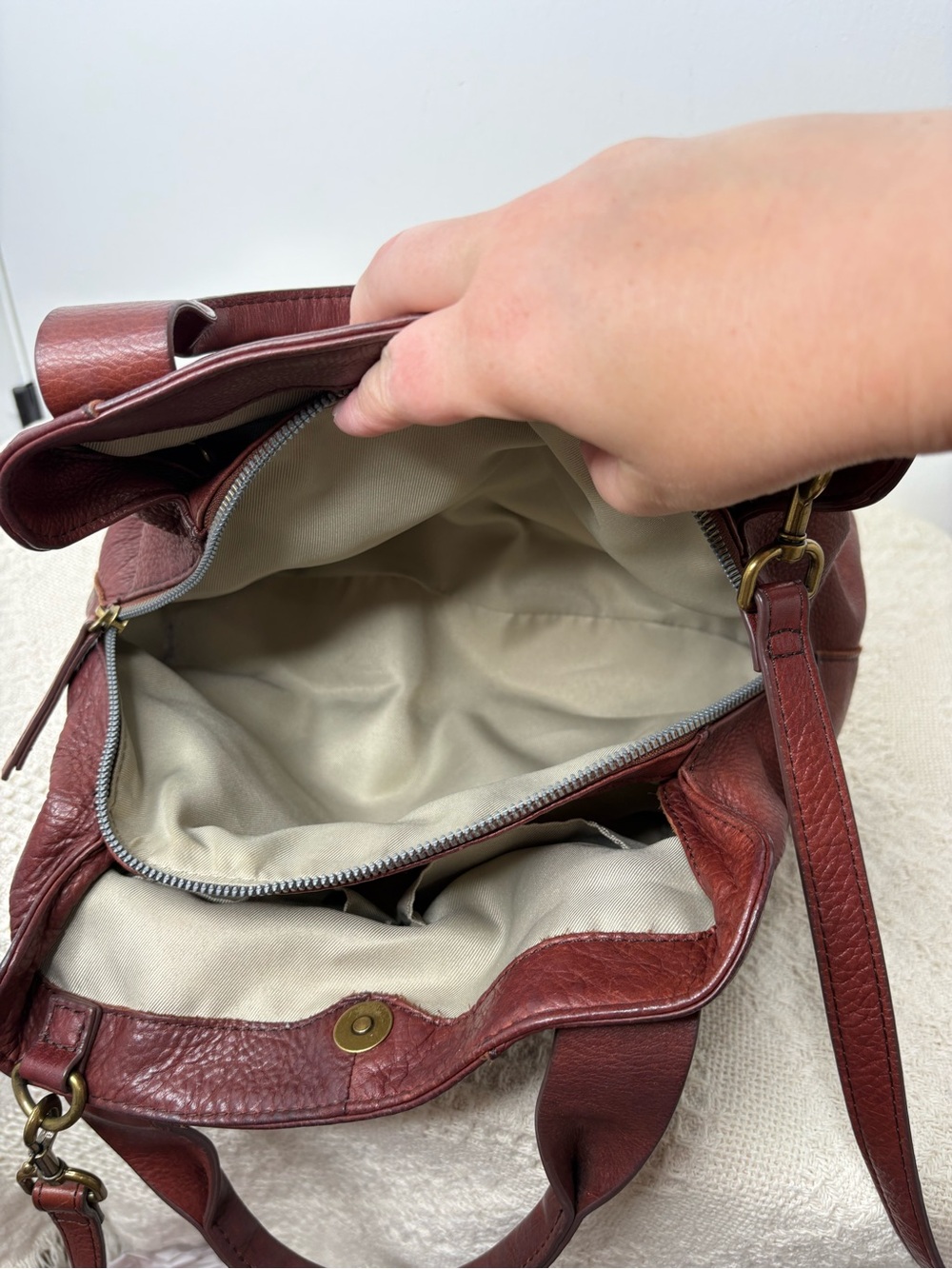 American Leather Co Ada Triple Entry Satchel Cordovan Burgundy Crossbody Bag - Picture 7 of 9